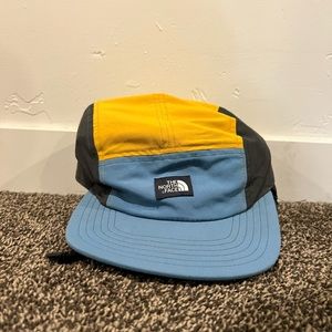 The North Face 5 Panel